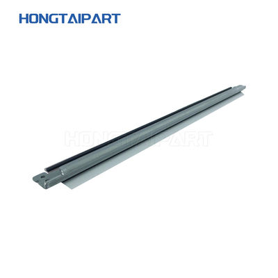 IBT ট্রান্সফার বেল্ট ক্লিনিং ব্লেড 033K97980 644N50040 Xerox 700 C75 J75 550 560 570 C60 C70 C5580 C5585 C6 এর জন্য