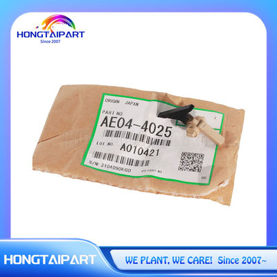 AE044025 20990792 AE04-4025 2099-0792 উপরের ফিউজার পিকার ফিঙ্গার ফর রিকো এফ এমপি 2352SP 2510 2550 2851 2852 3010 3350