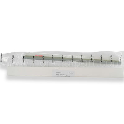 শার্প DX2000 UCCEZ0224FC22 OEM ড্রাম ব্লেডের জন্য ড্রাম ক্লিনিং ব্লেড অরিজিনাল লাইফ উচ্চ গুণমান এবং স্টক আছে